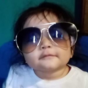 Meet your Posher, Cisneros rodrigez